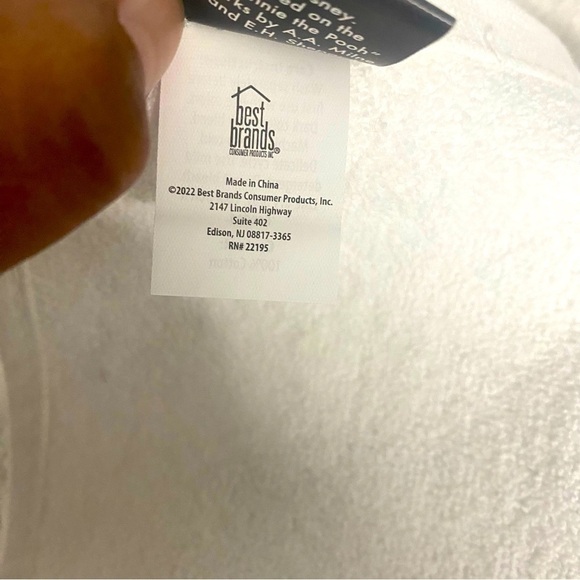 Winnie the Pooh 2 Piece Kitchen Dish Towel Set NWOT 100% Cotton “DECK THE HALLS” - Picture 7 of 8